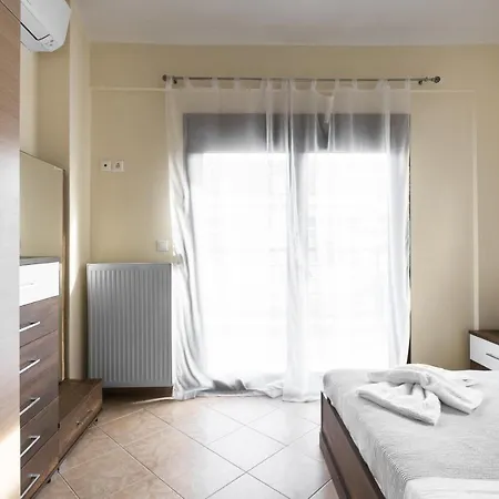 Villa #Luxlikehome Nikiti Central Maisonette 1 *